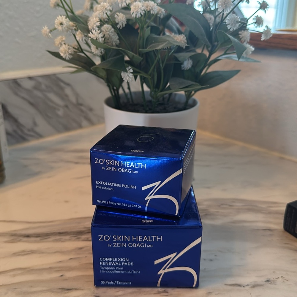 ZO Skin Exfoliating Polish and Cleansing Pads